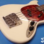 Mustang Bass Custom Red Tort pickguard